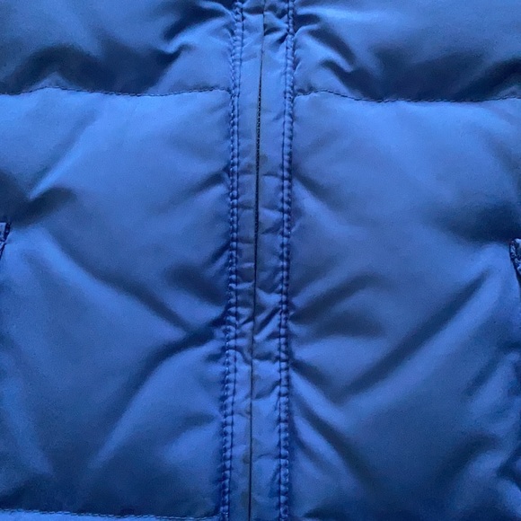 Tommy Hilfiger Reversible Down Vest - Picture 12 of 12